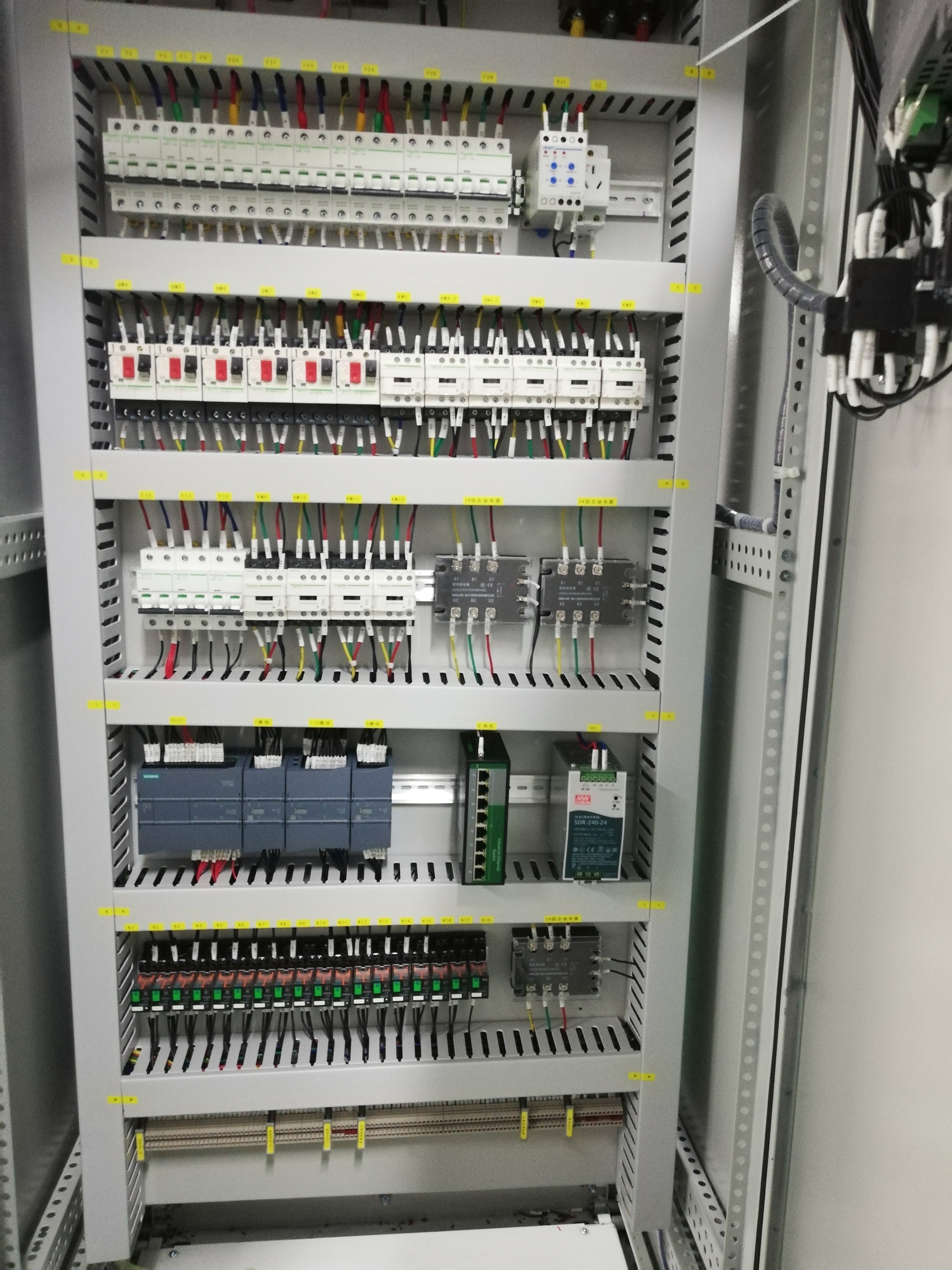 PLC系統控制柜項目